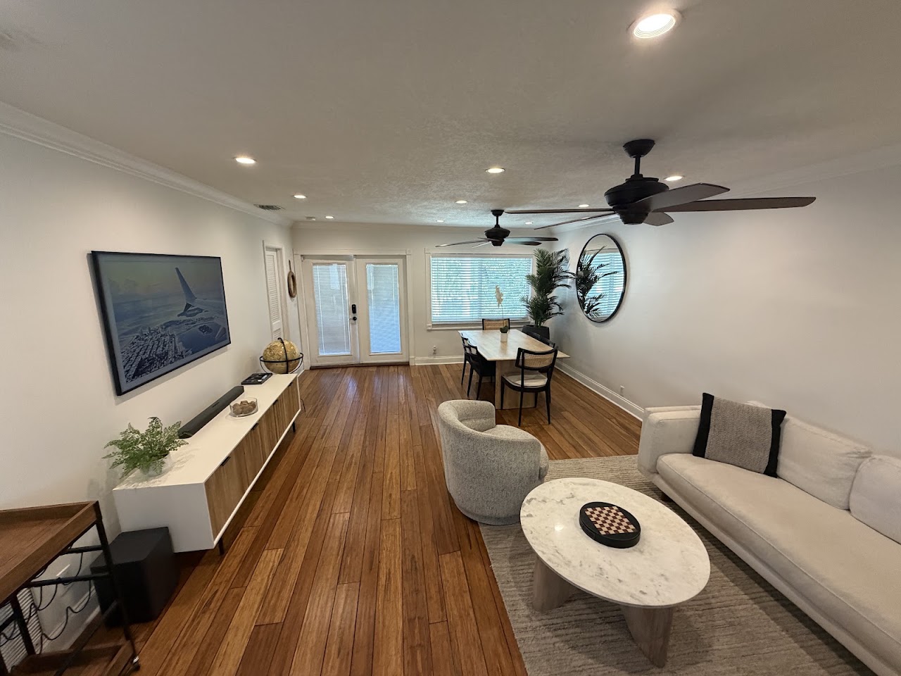 Sparkling clean living room